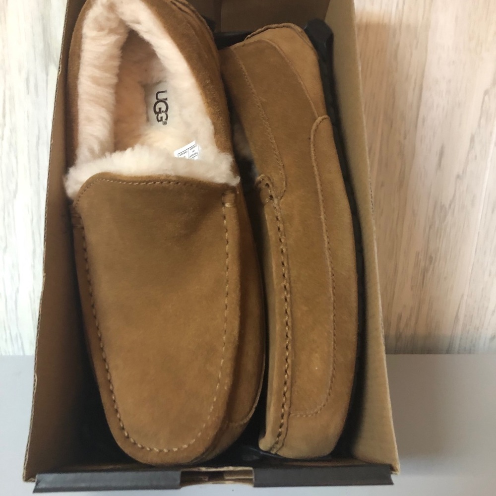 New Men’s Ugg’s! Perfect gift for Christmas!